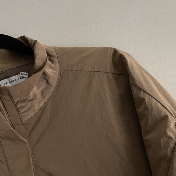 Good American Women Sz 1/2 US S/M Putty Nylon Slouchy Fit Essential Anorak NWT - Picture 9 of 13